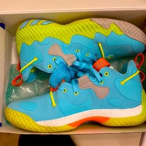 Giannis Immortality size 9 White/Siren/Red-Pink Prime